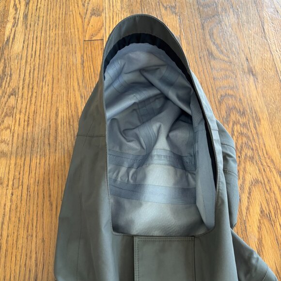 Simms Gore-Tex Fishing Outdoor Jacket - Picture 3 of 16